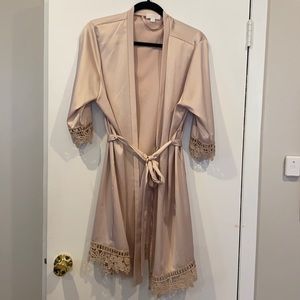 Beige Medium Robe. OFFERS ACCEPTED/WELCOMED